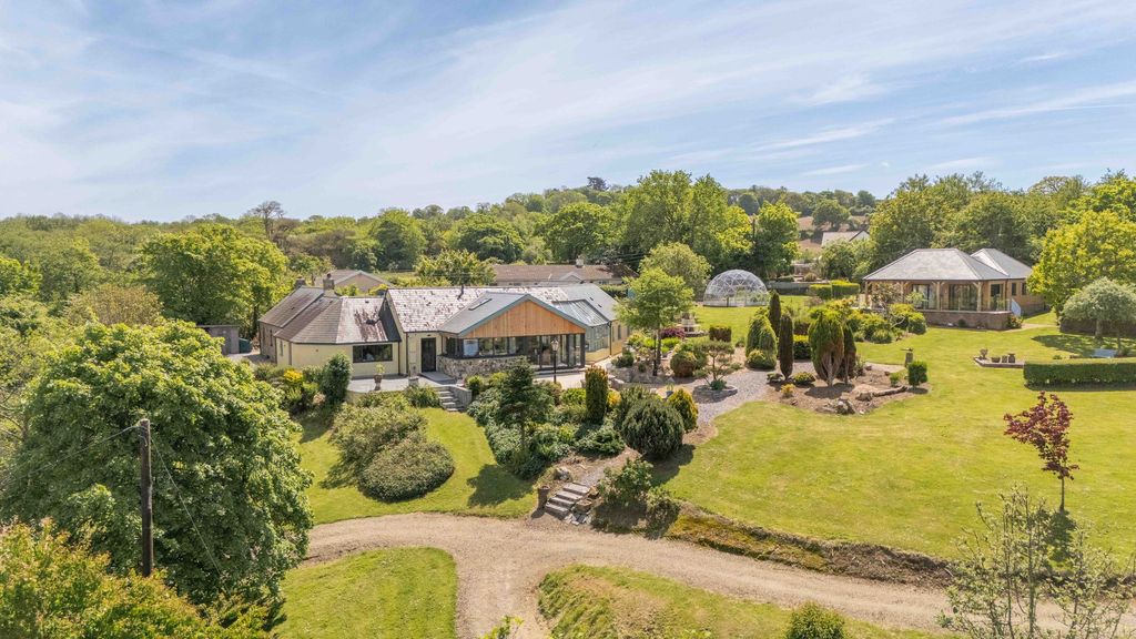 Additional image 4 of 7 bed detached house for saleCastlemorris, Haverfordwest SA62