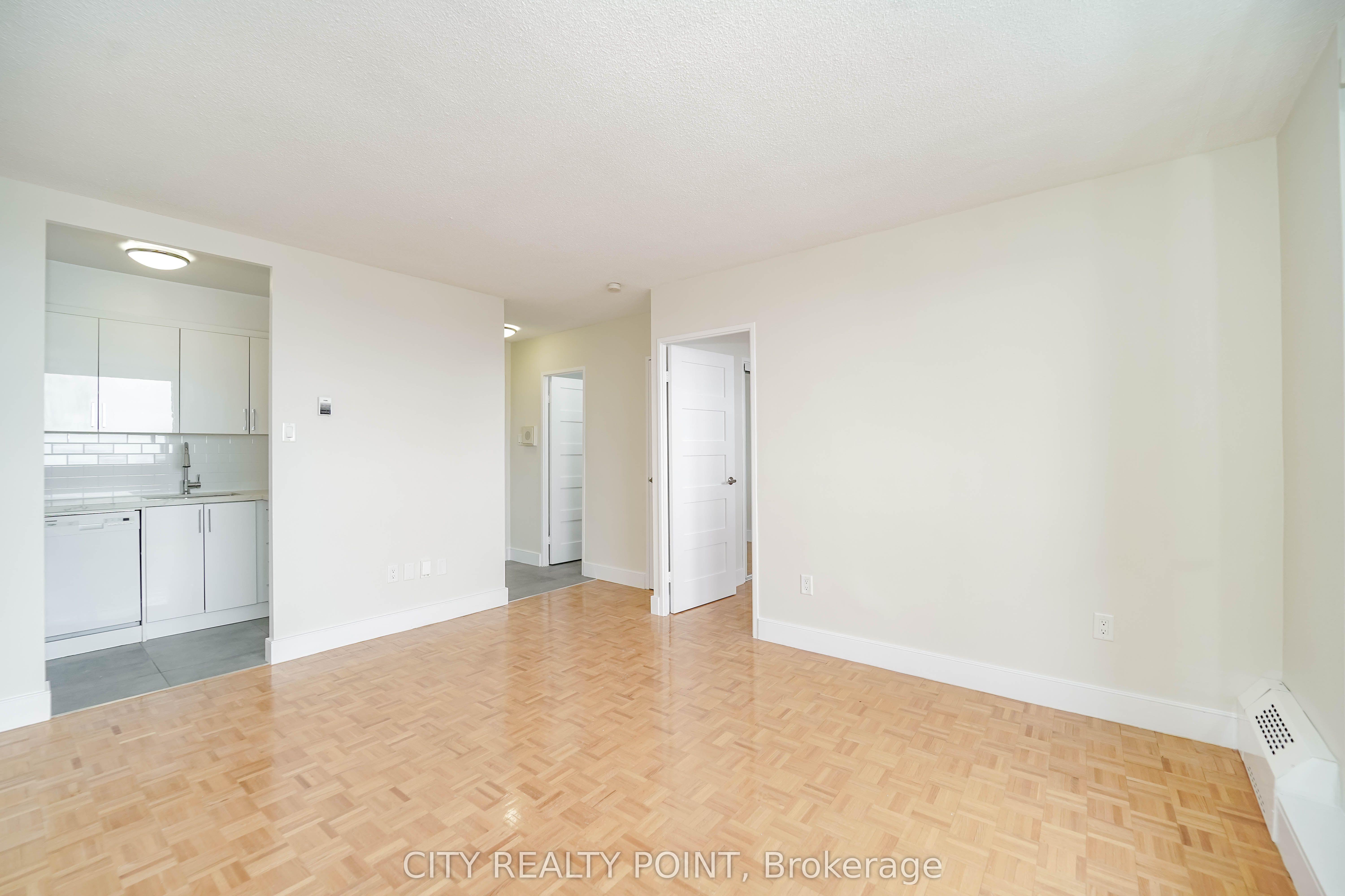 Additional image 4 of 1101-666 Spadina Avenue, Toronto, ON, M5S 2H8