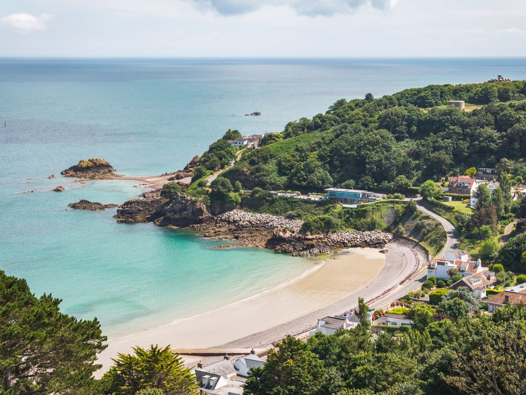 Additional image 6 of 3 bed flat for saleLa Route De La Cote, St. Martin, Jersey JE3