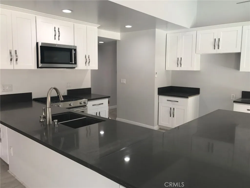 Additional image 7 of 19549 Tuba Street, Northridge, CA 91324