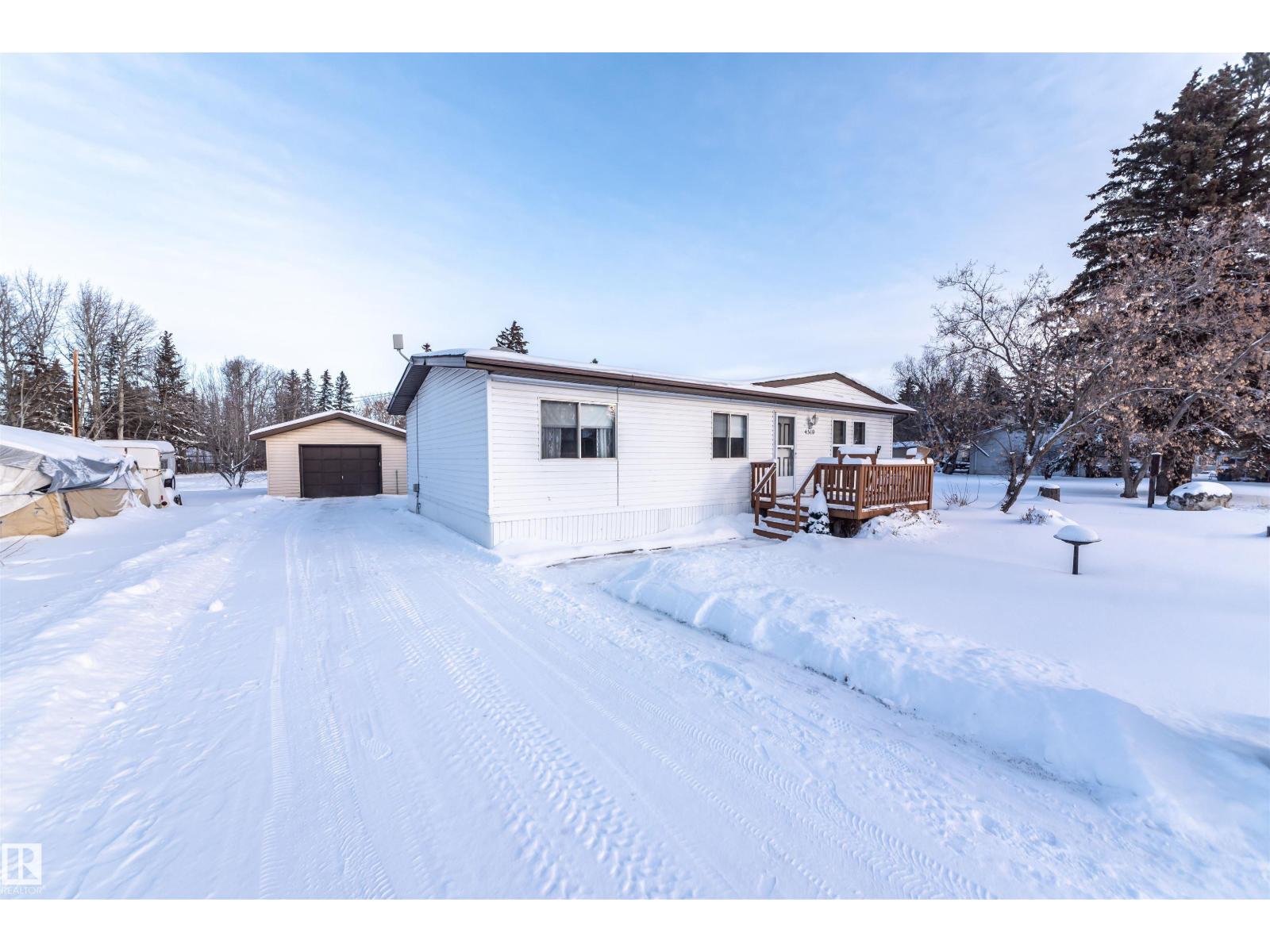 4519 46 Street, Rural Lac Ste. Anne County, AB, T0E0A0