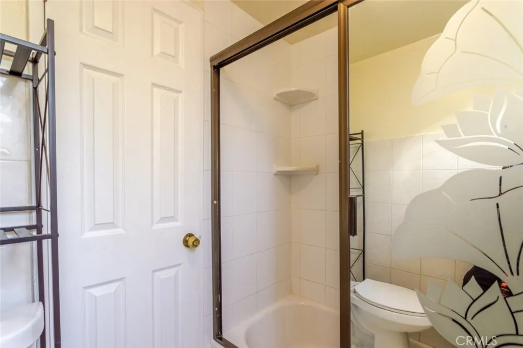 Additional image 64 of 19026 Keswick St, Reseda, CA 91335