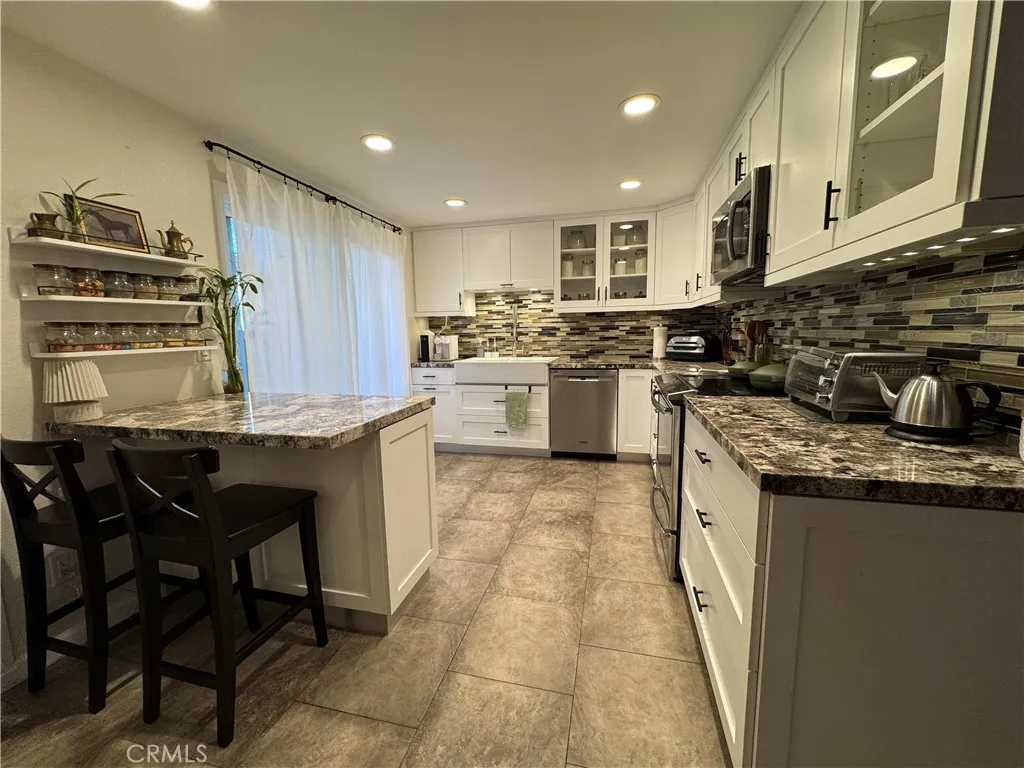 Additional image 43 of 10141 Valley Circle Boulevard Unit 4, Chatsworth, CA 91311