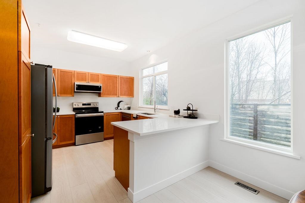 Additional image 5 of 11888 Springdale Drive, Pitt Meadows, BC, V3Y 2S6