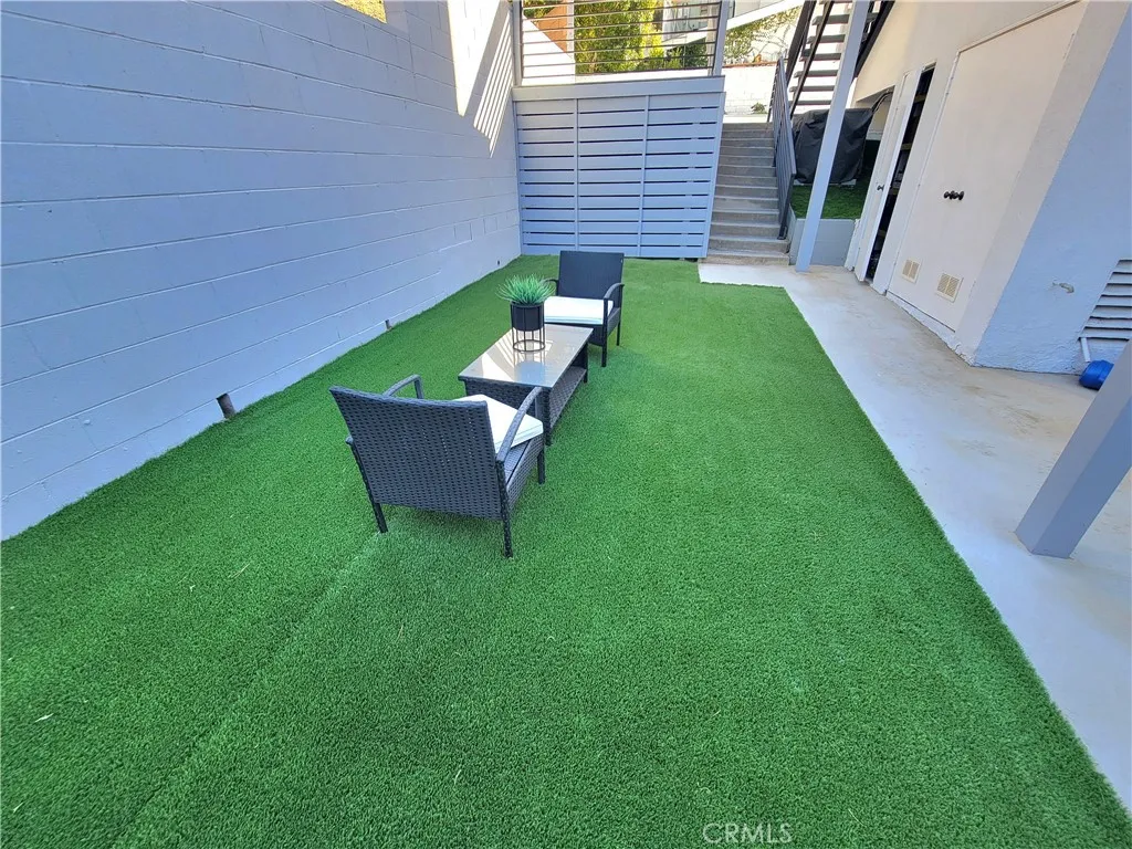 Additional image 43 of 17148 Escalon Dr, Encino, CA 91436