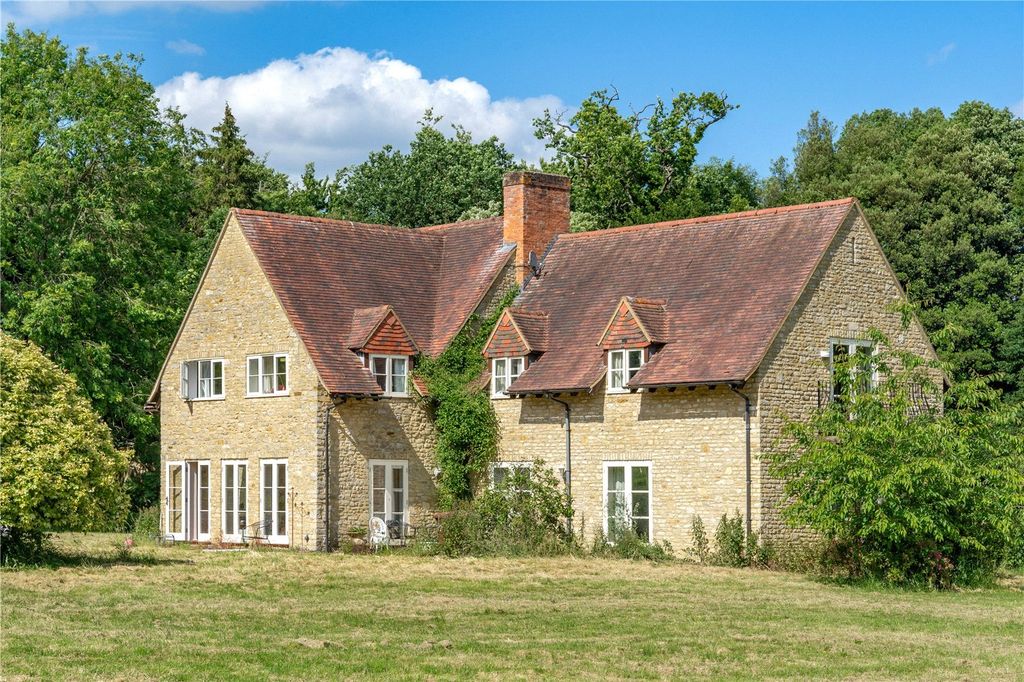 Additional image 42 of Land for saleThe Whole | Middleton Park, Middleton Stoney, Bicester, Oxfordshire OX25