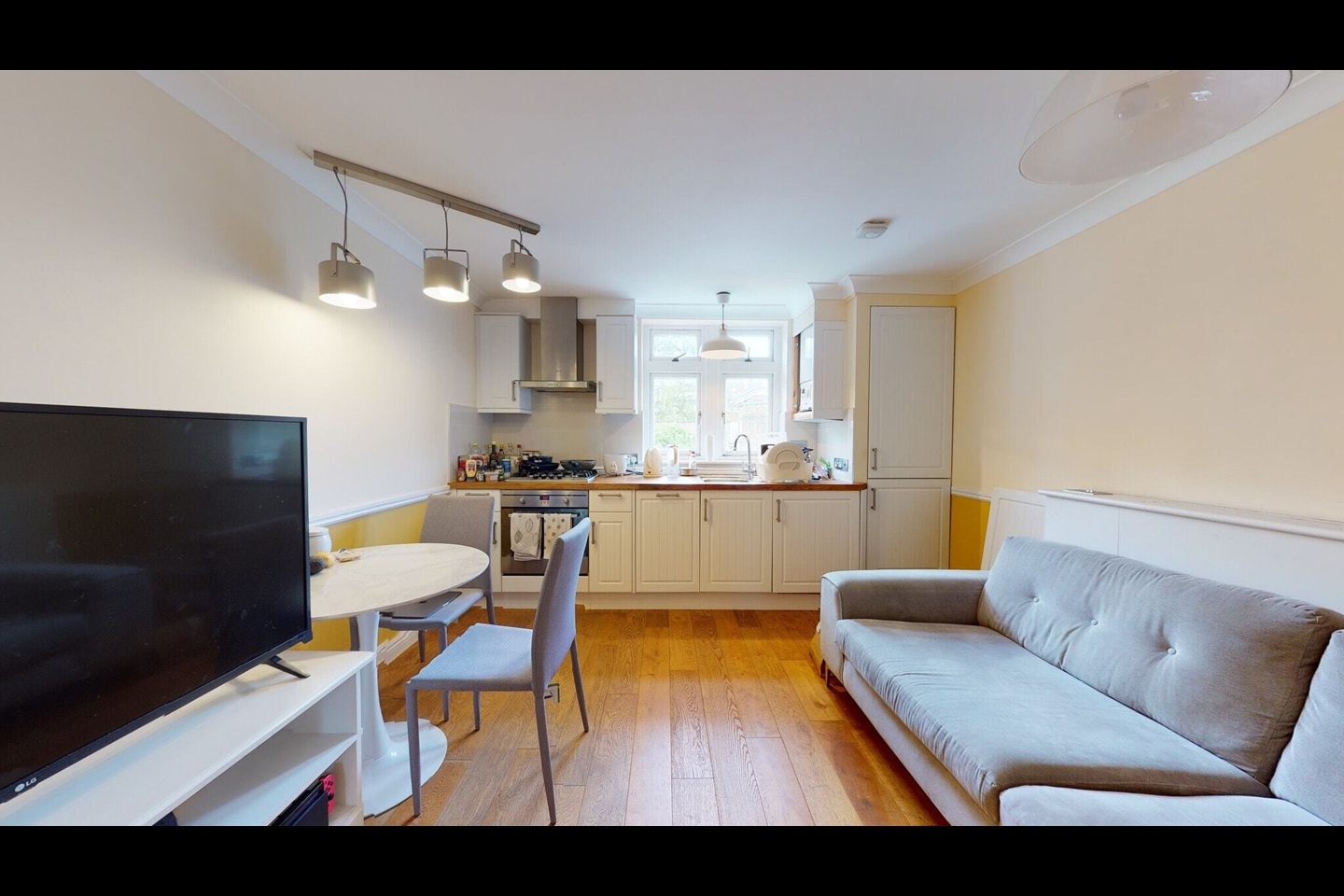 2 Bed Flat, Orsett Terrace, W2, N1 7GU