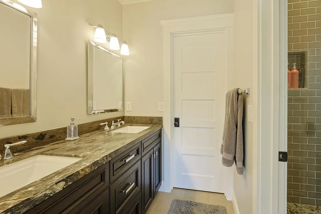 Additional image 81 of 940 J Avenue, Coronado, CA 92118