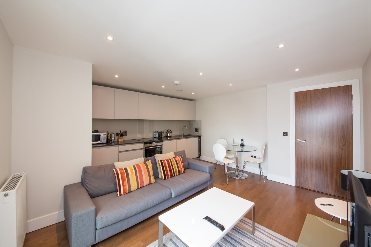 Additional image 2 of 1 Bed Flat, Whitechapel High St, E1, N1 7GU