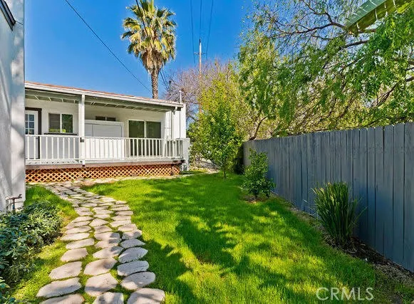 Additional image 59 of 242 W Elmwood Ave, Burbank, CA 91502