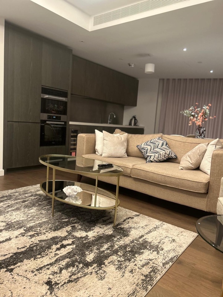 Additional image 5 of 2 Bed Flat, Nine Elms, SW8, SW8 5GZ