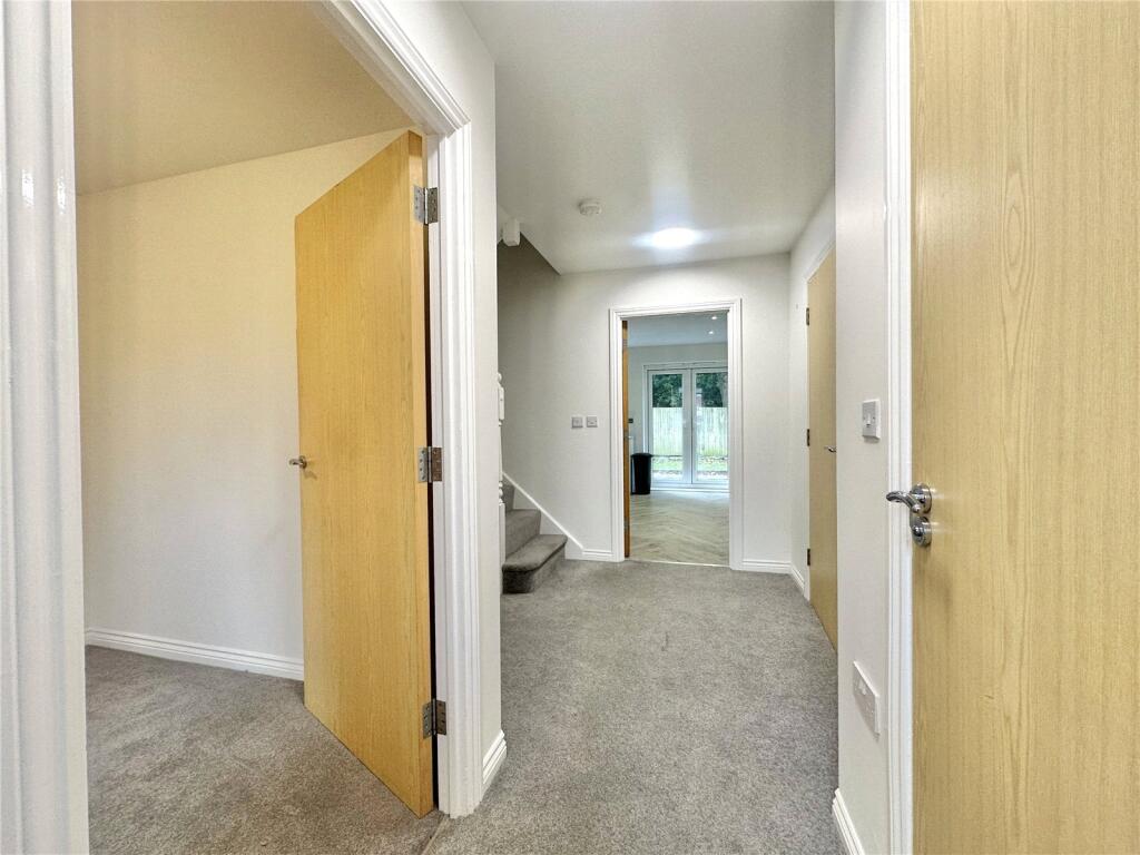 Additional image 7 of Avian Avenue, Curo Park, Frogmore, St. Albans, AL2