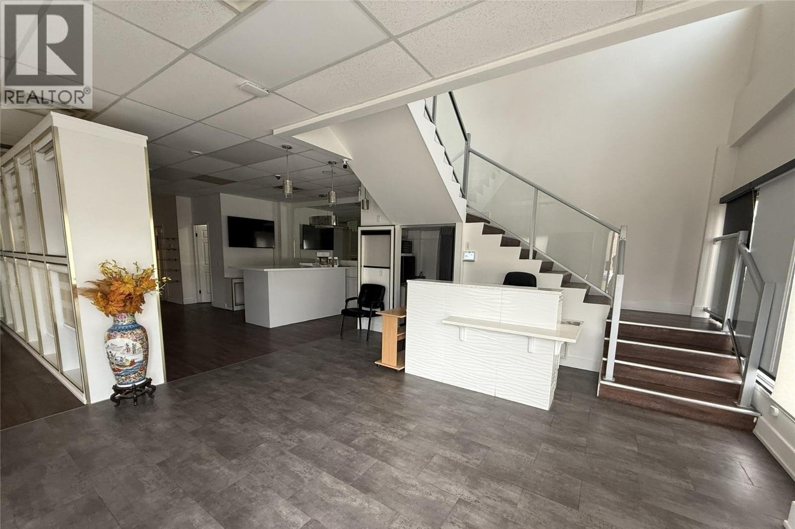 Additional image 7 of 595 Lawrence Avenue, Kelowna, BC, V1Y6L8