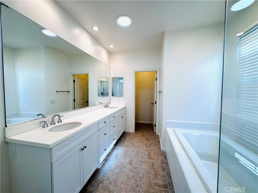 Additional image 47 of 50 Fairymoss, Irvine, CA 92620