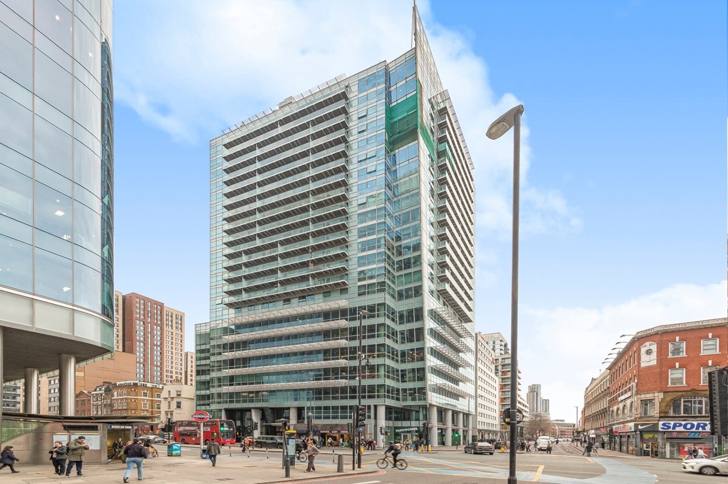 Additional image 10 of 2 Bed Flat, Whitechapel High St, E1, N1 7GU