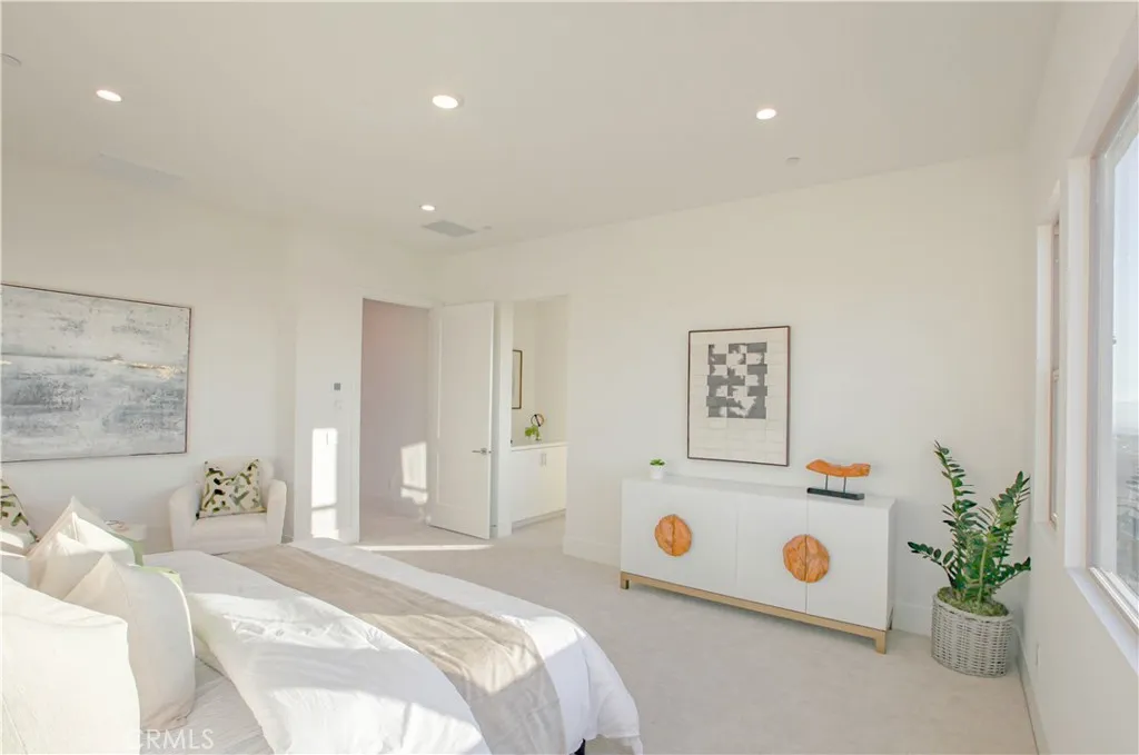 Additional image 31 of 137 Oakstone, Irvine, CA 92618