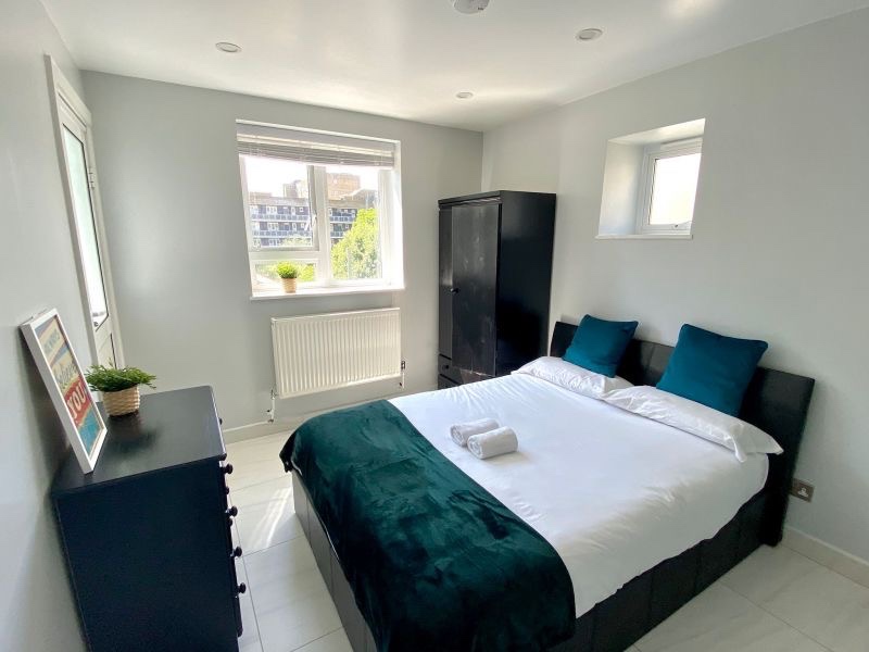 Room in a Shared Flat, Rydal Water, NW1, N1 7GU