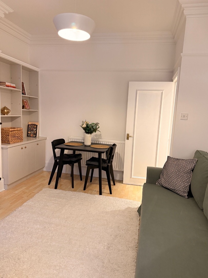 Additional image 31 of 2 Bed Terraced House, St Johns Wood High St, NW8, N1 7GU