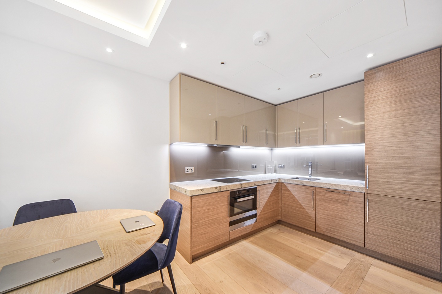 Additional image 3 of 1 Bed Flat, Milford House, WC2R, WC2R 1AB