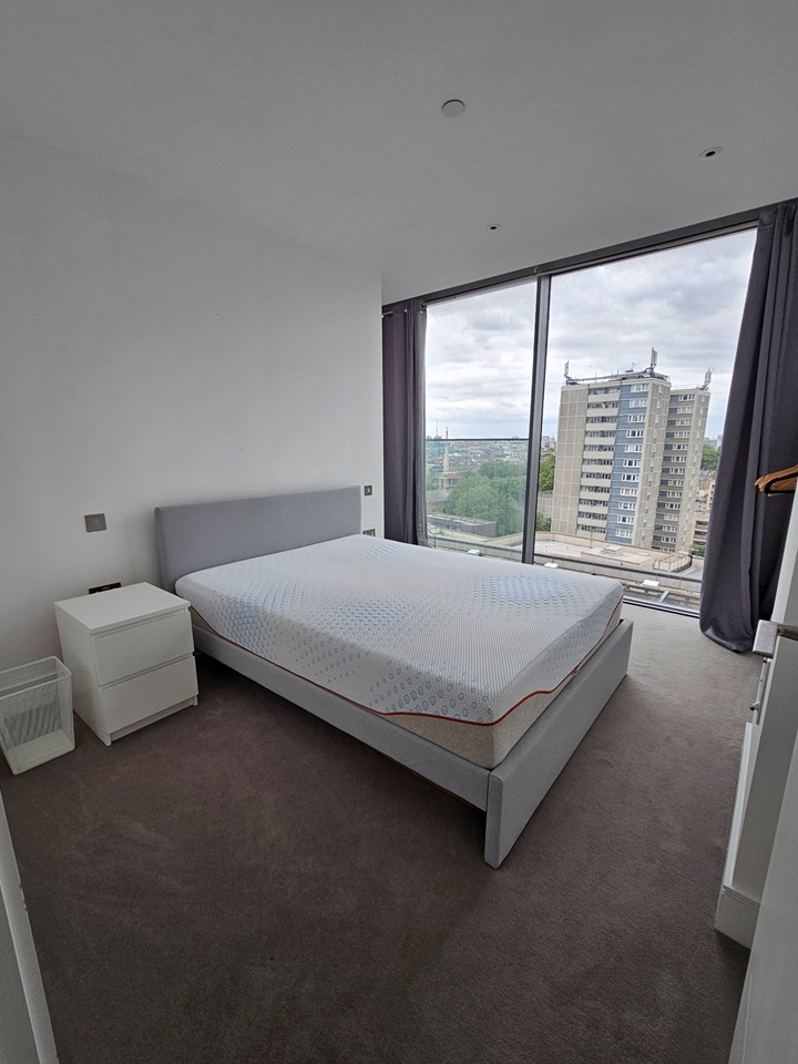 Additional image 8 of 2 Bed Flat, Carrara Tower, EC1V, N1 7GU