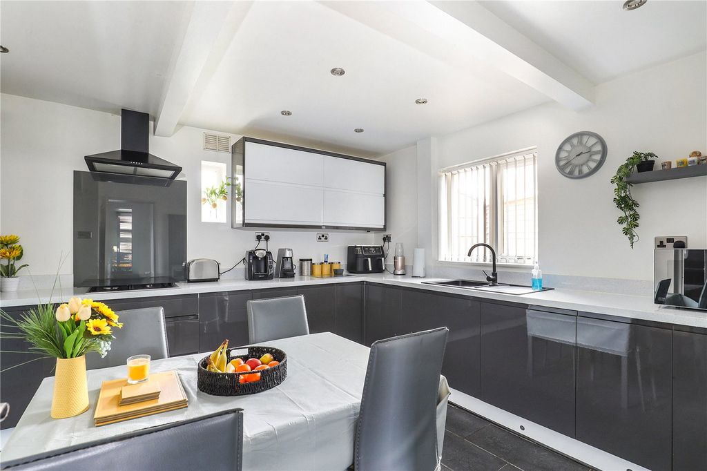 Additional image 6 of 3 bed semi-detached house for saleLyveden Gardens, Bristol, Somerset BS13