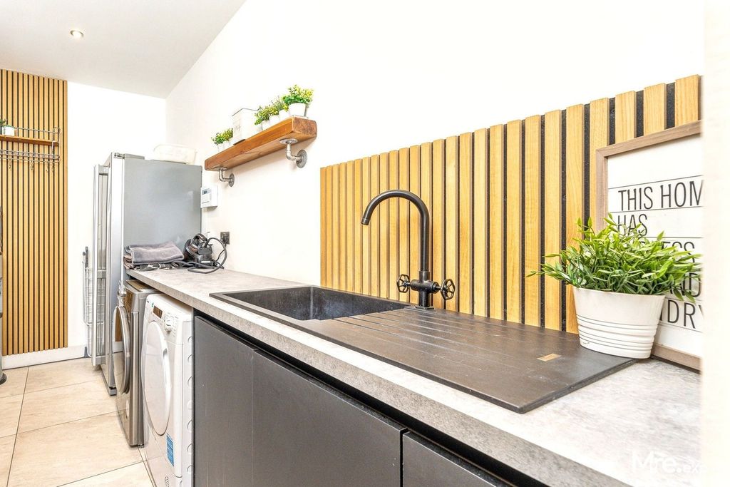 Additional image 10 of 4 bed detached house for saleTaillwyd Road, Neath Abbey, Neath SA10