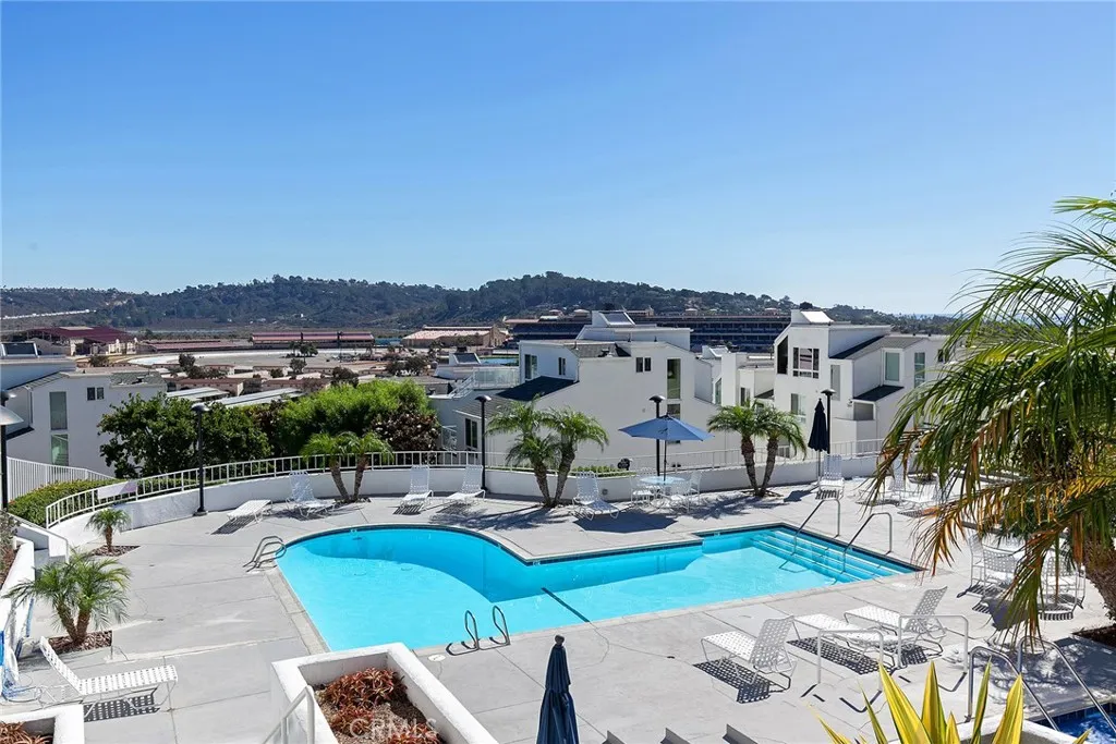 Additional image 36 of 319 Longden Ln, Solana Beach, CA 92075