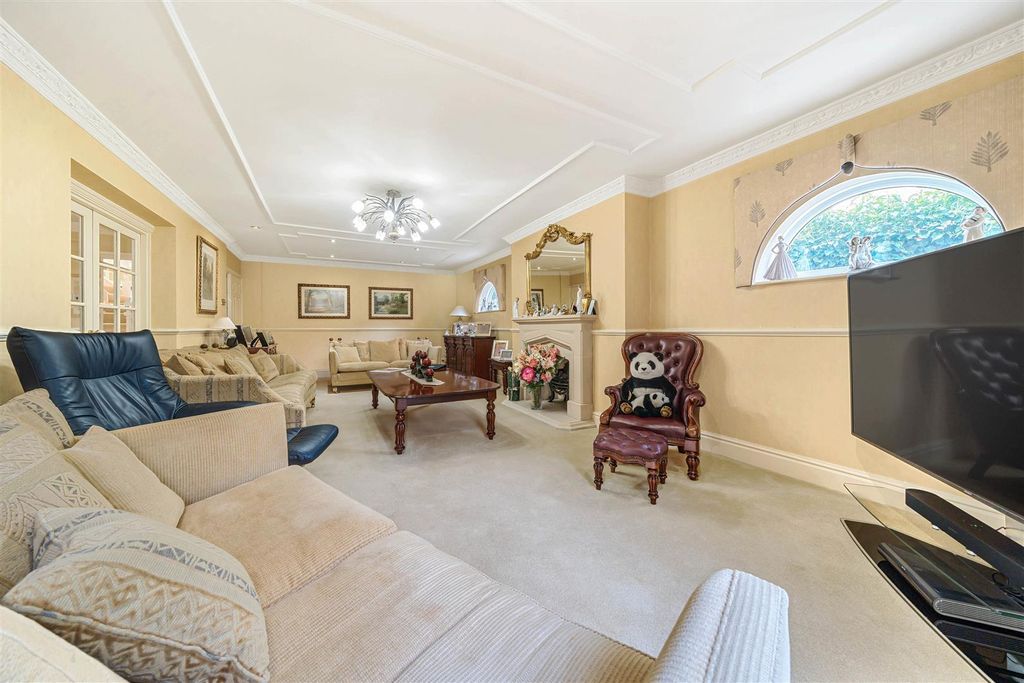 Additional image 6 of 5 bed detached house for saleDebdale, Orton Waterville Village, Peterborough PE2