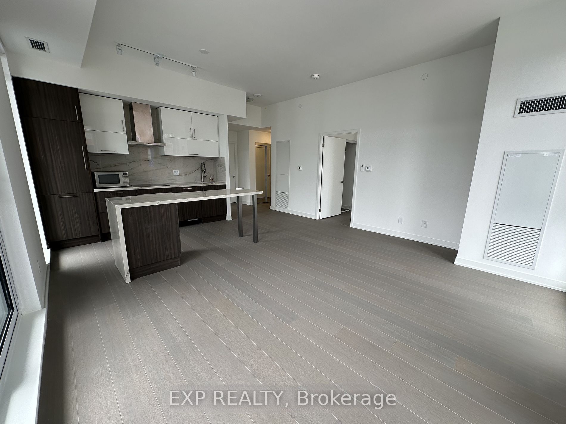 Additional image 3 of 1011-8119 Birchmount Road, Markham, ON, L6G 0H5