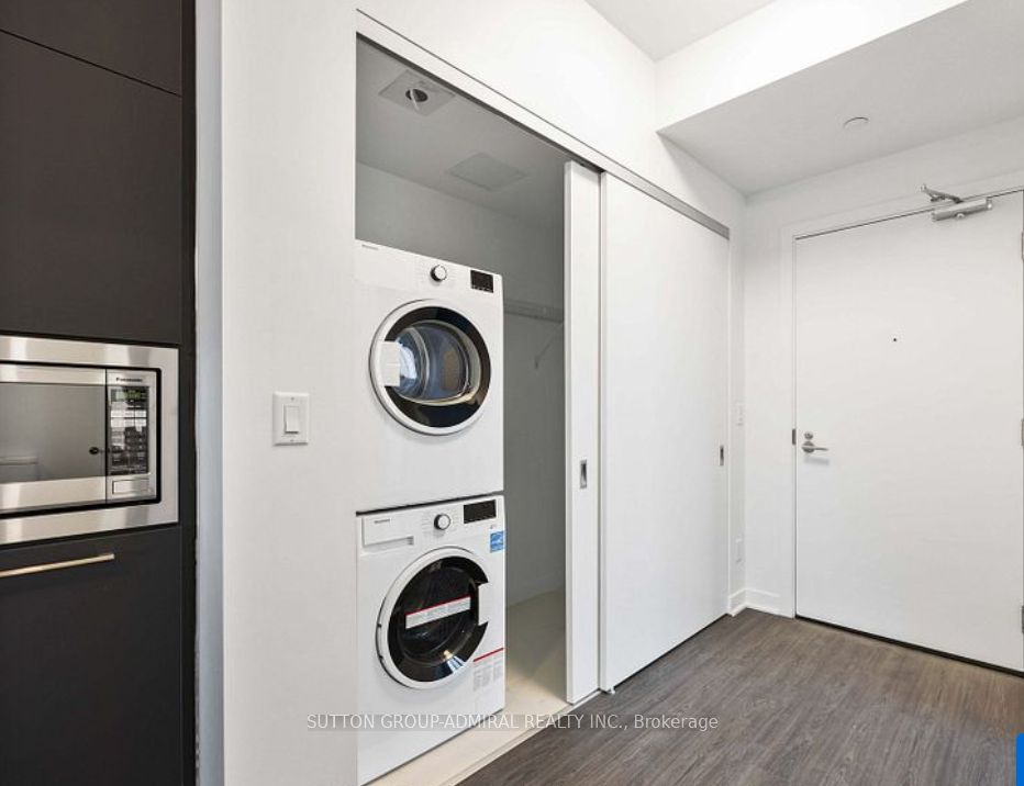 Additional image 3 of 902-185 Alberta Avenue, Toronto, ON, M6C 0A5