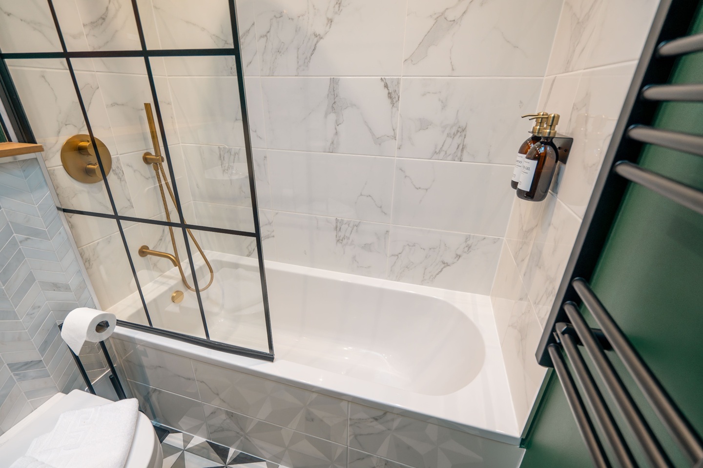 Additional image 36 of 2 Bed Flat, Queens Gate Gardens, SW7, N1 7GU