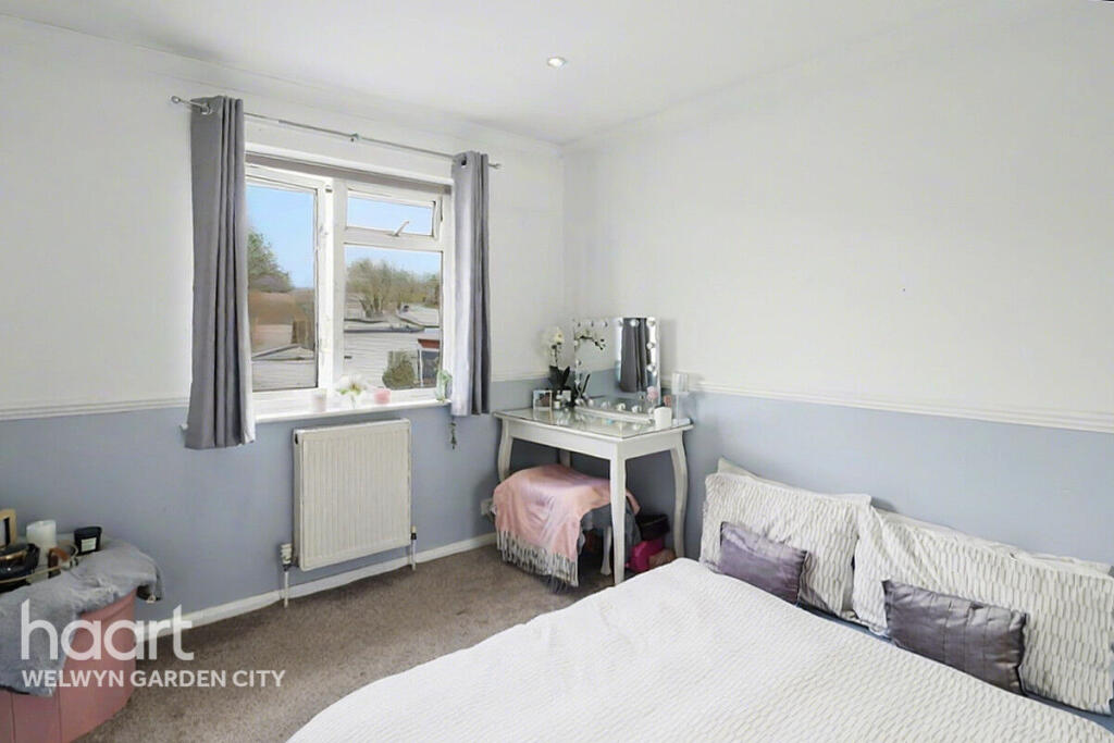 Additional image 16 of Gorse Close, Hatfield