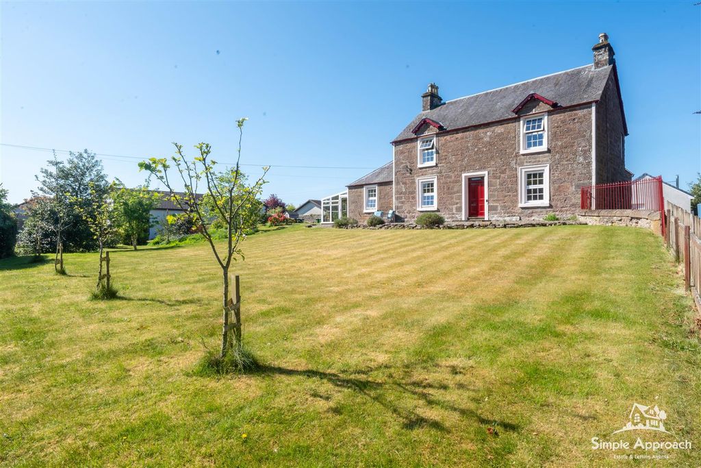 5 bed detached house for saleCoupar Angus Road, Blairgowrie PH10