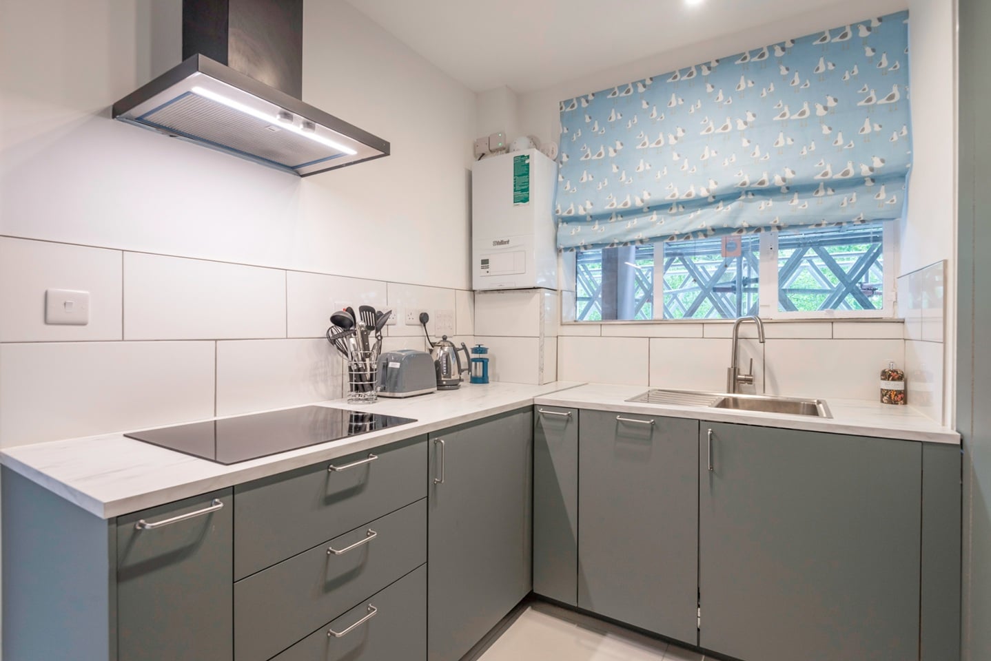 Additional image 6 of 1 Bed Flat, Hallfield Estate, W2, N1 7GU