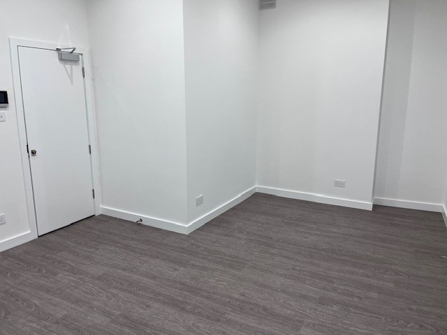 Additional image 3 of Studio Flat, Camden High St, NW1, N1 7GU