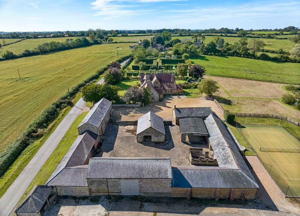 Additional image 22 of 6 bed detached house for salePlumpton, Nr Towcester, South Northamptonshire NN12