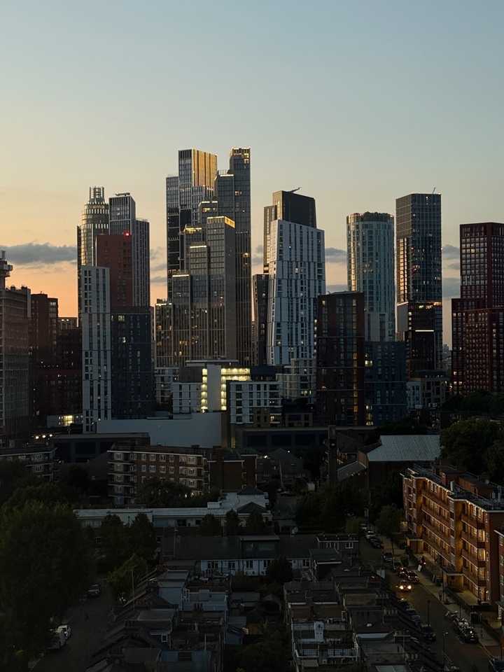 Additional image 14 of 2 Bed Flat, Wandsworth Road, SW8, N1 7GU