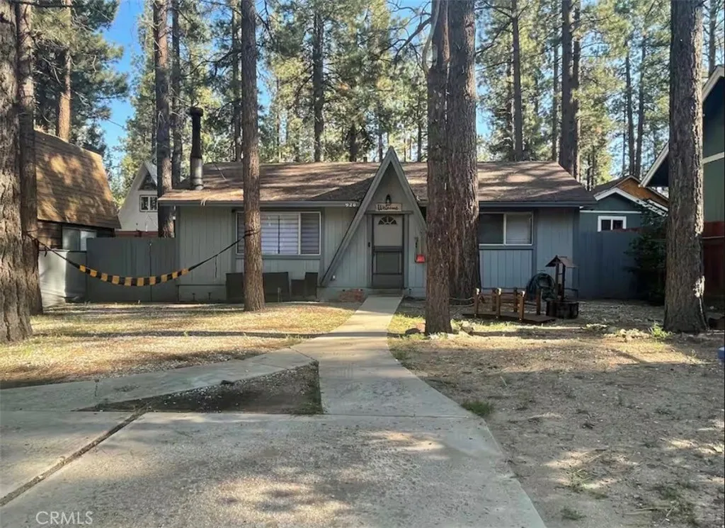 Additional image 13 of 920 E Barker Boulevard, Big Bear City, CA 92314