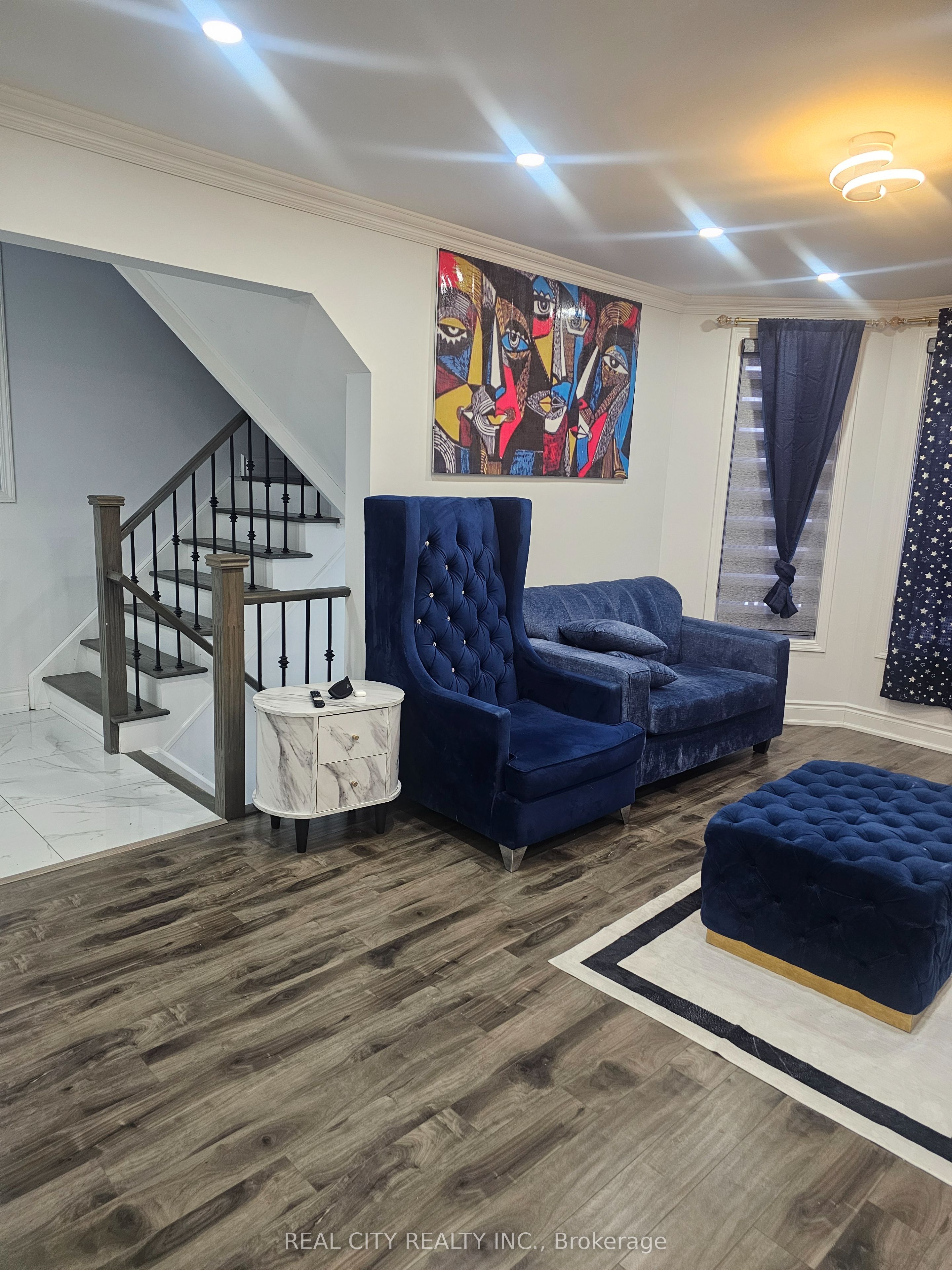 Additional image 6 of 1680 Samuelson Circle, Mississauga, ON, L5N 7Z7