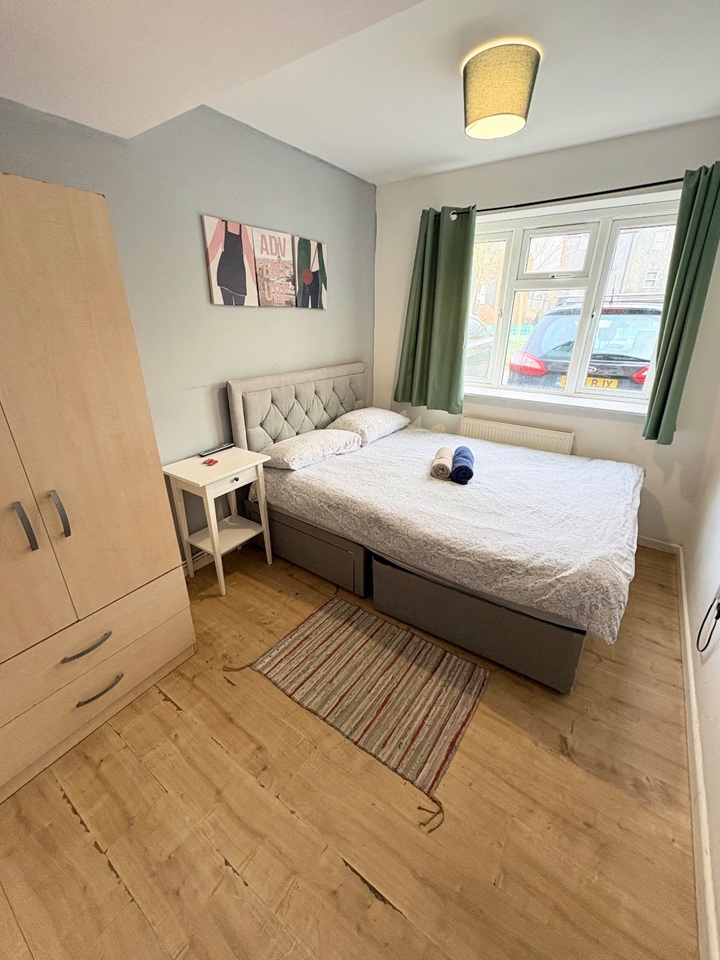 Additional image 2 of Room in a Shared House, St. Lawrence Way, SW9, N1 7GU