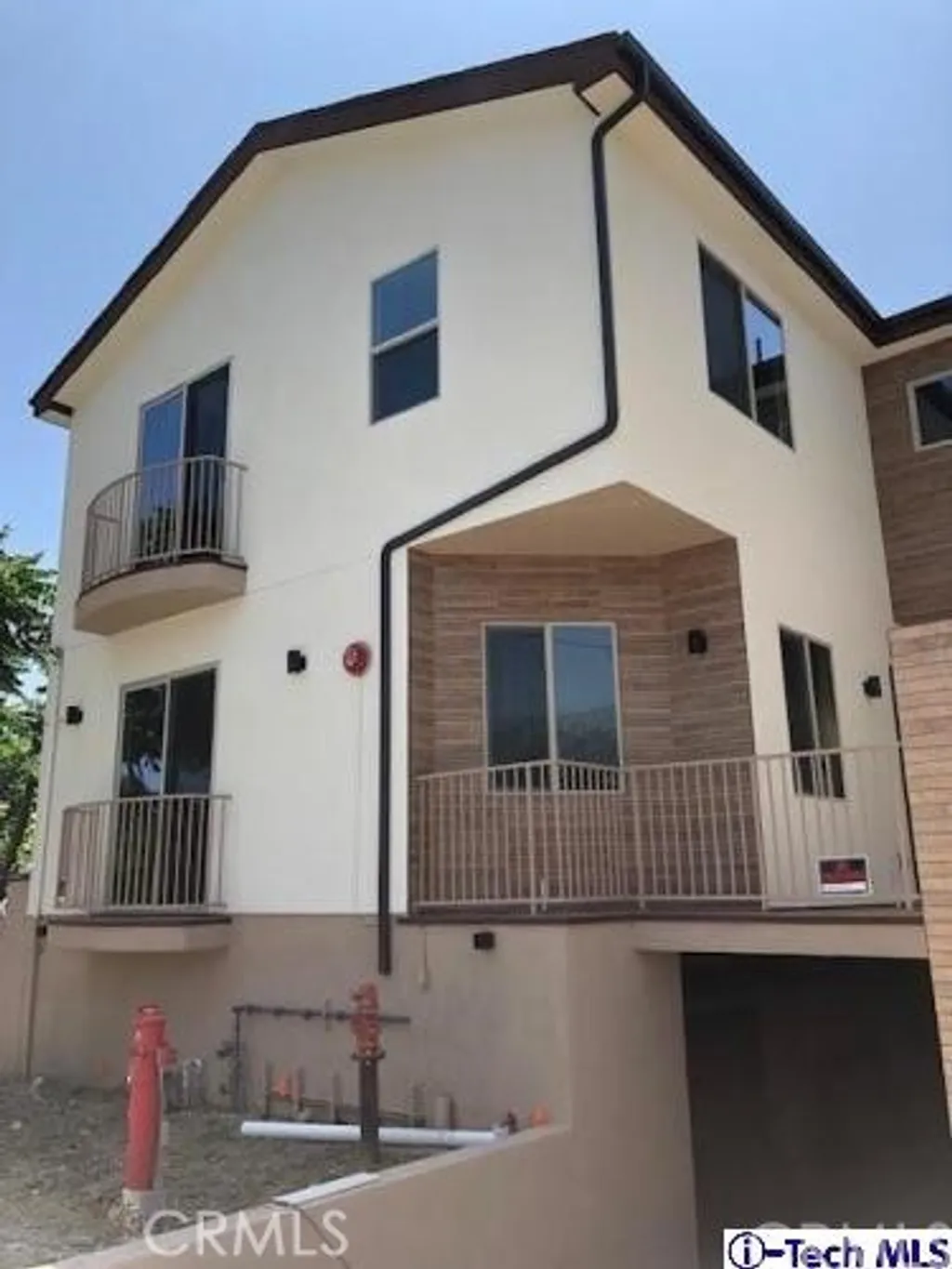 9951 Marcus Avenue Unit 103, Tujunga, CA 91042