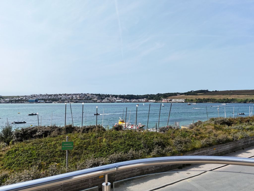 3 bed flat for saleRock, Wadebridge PL27