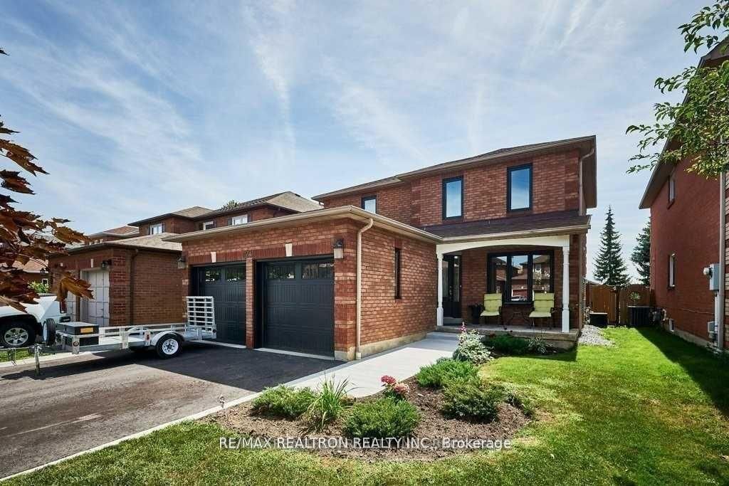 23 Keeble Crescent, Ajax, ON, L1T 3R7