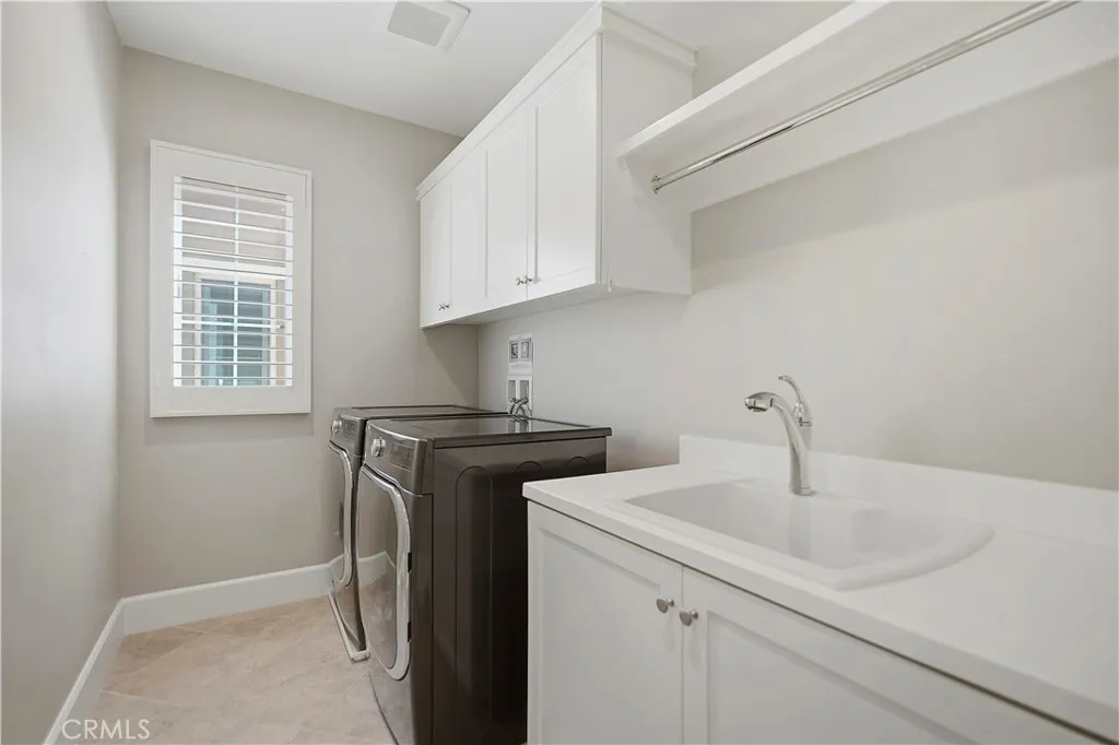 Additional image 97 of 100 Viano, Irvine, CA 92602