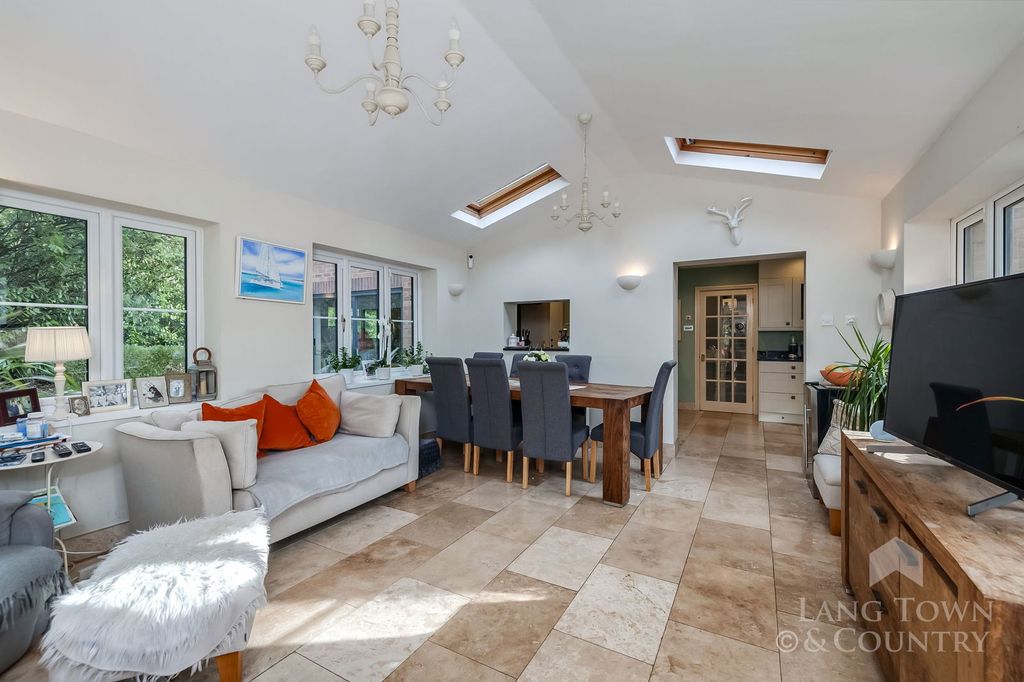 Additional image 8 of 5 bed detached house for saleWoodlands Lane, Manor Park, Plymouth PL6