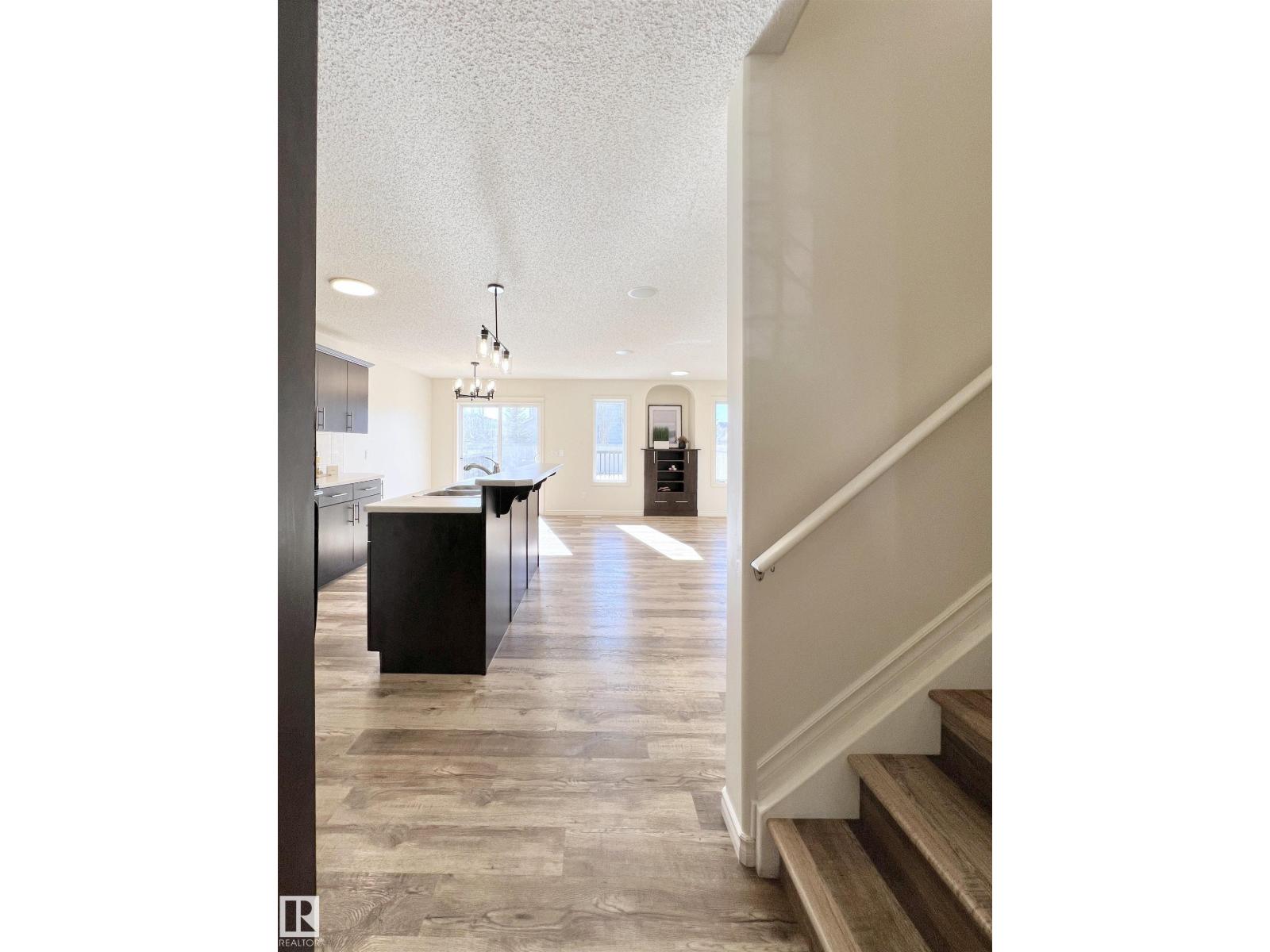 Additional image 5 of 17127 7a Avenue SW, Edmonton, AB, T6W0M5