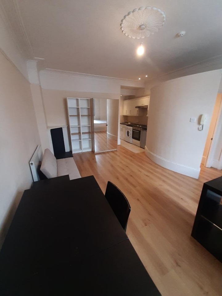 Additional image 34 of Studio Flat, Cambridge St, SW1V, N1 7GU