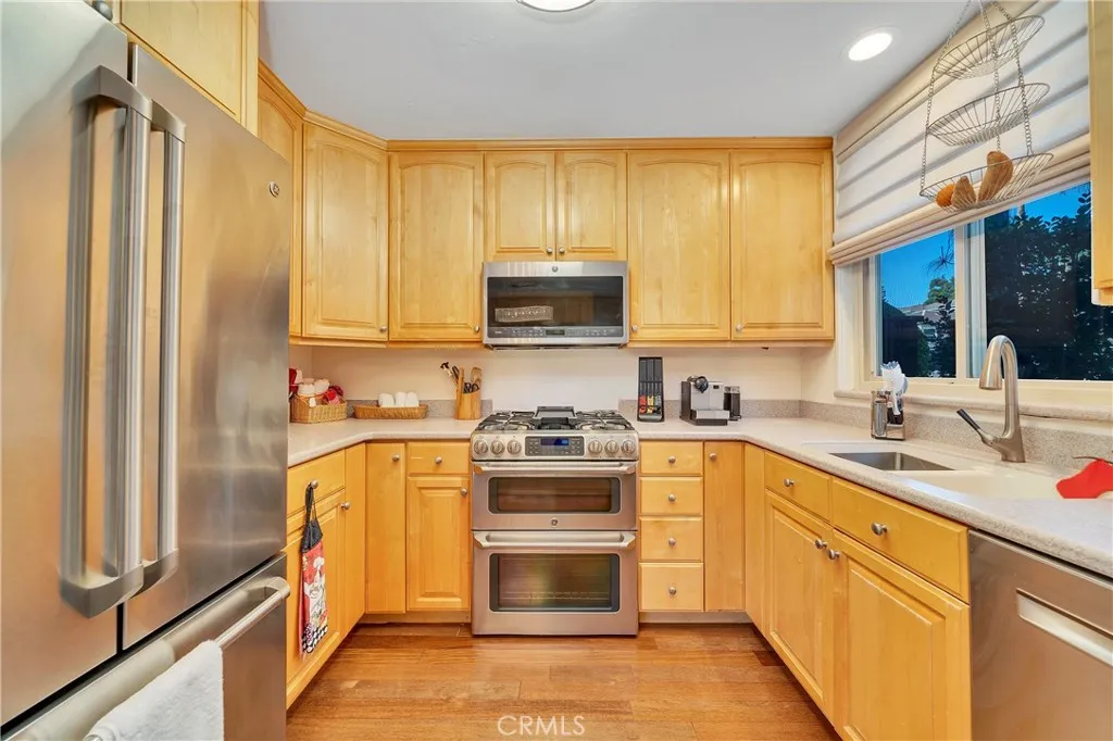 Additional image 4 of 335 Cypress Drive, Laguna Beach, CA 92651