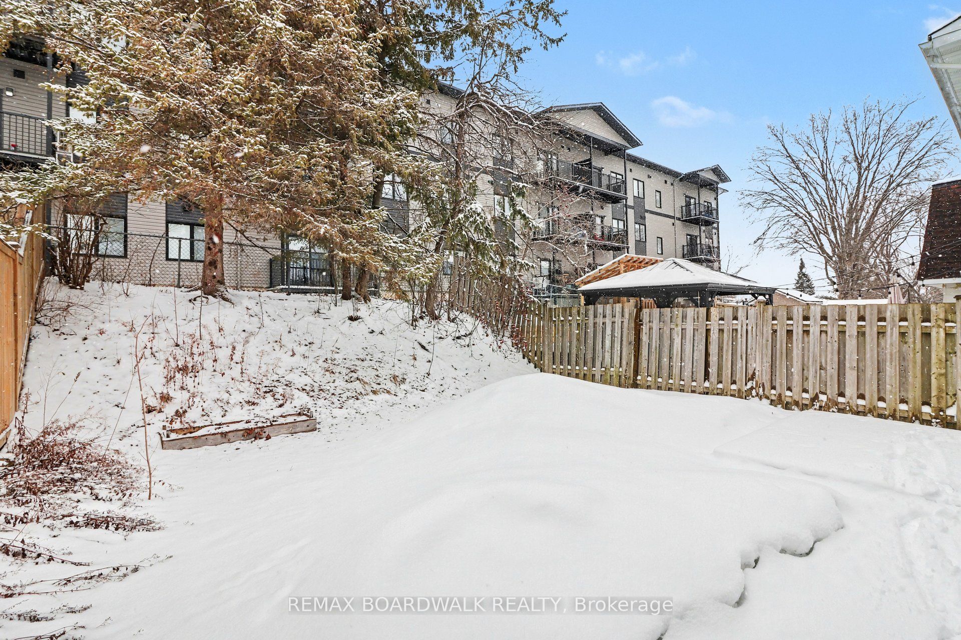 Additional image 5 of 2508 Autumn Hill Crescent, Ottawa, ON, K1B 4M7