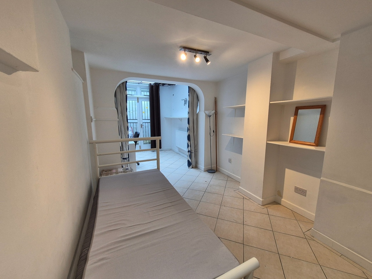 Additional image 4 of 2 Bed Flat, Marchmont Street, WC1N, N1 7GU